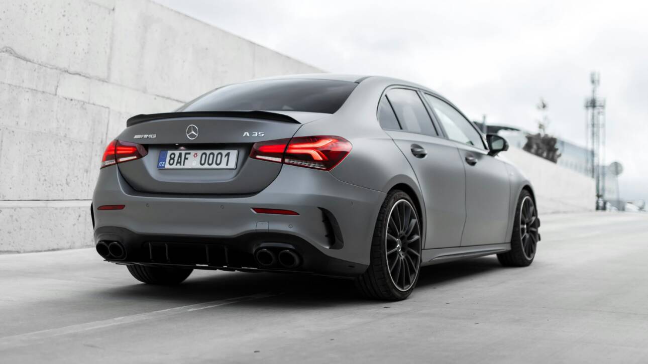 <h1 class="entry-title">Mercedes AMG 35</h1>